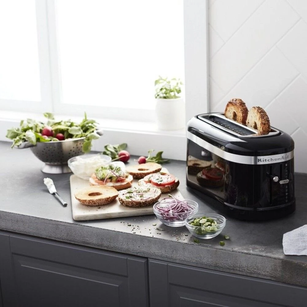 KitchenAid 4 Slice Long Slot Toaster With High-Lift Lever | Onyx Black 4 KitchenAid 4 Slice Long Slot Toaster With High-Lift Lever | Onyx Black - Image 2